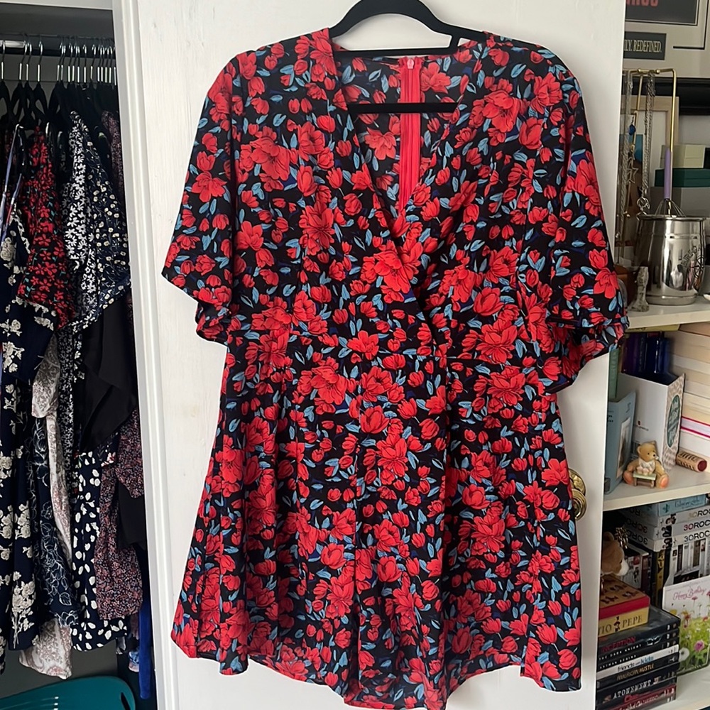 Floral short sleeve romper